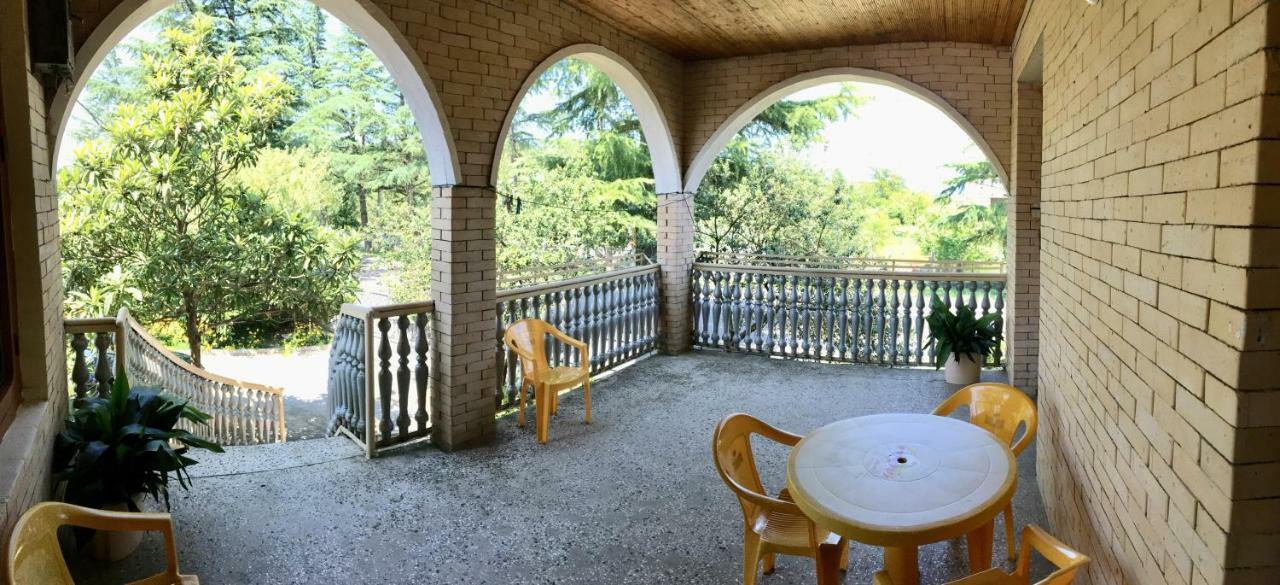 Hause Appartement Tskaltubo Buitenkant foto